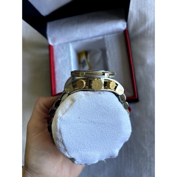 Invicta Reserve Bolt Zeus Jason Taylor silver/gold watch